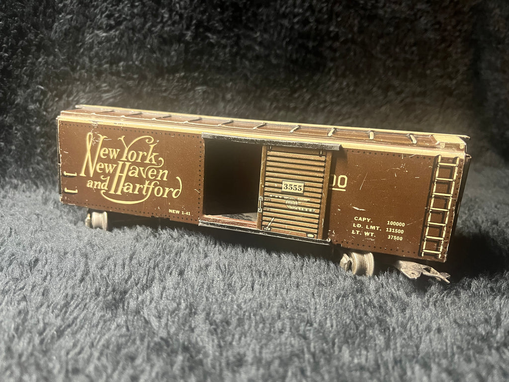 Metal Graffiti Train (Hand-Painted) by Matt “Ekwa” Stick