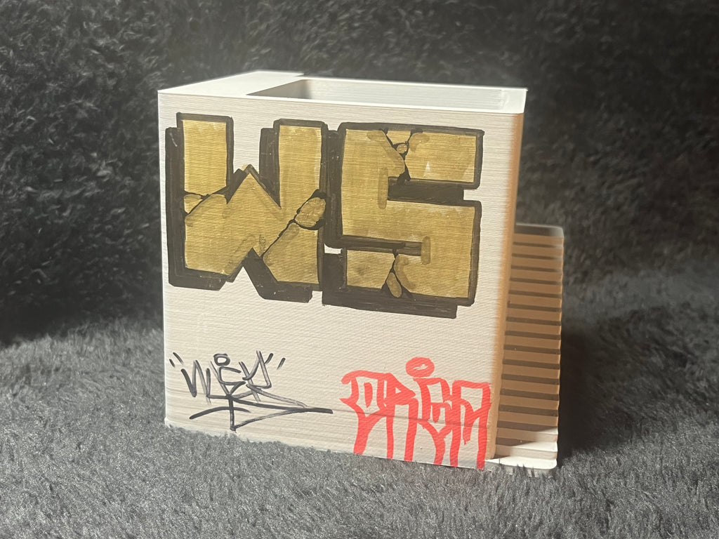 Graffiti Pen Holder (Hand-Painted) by Matt “Ekwa” Stick